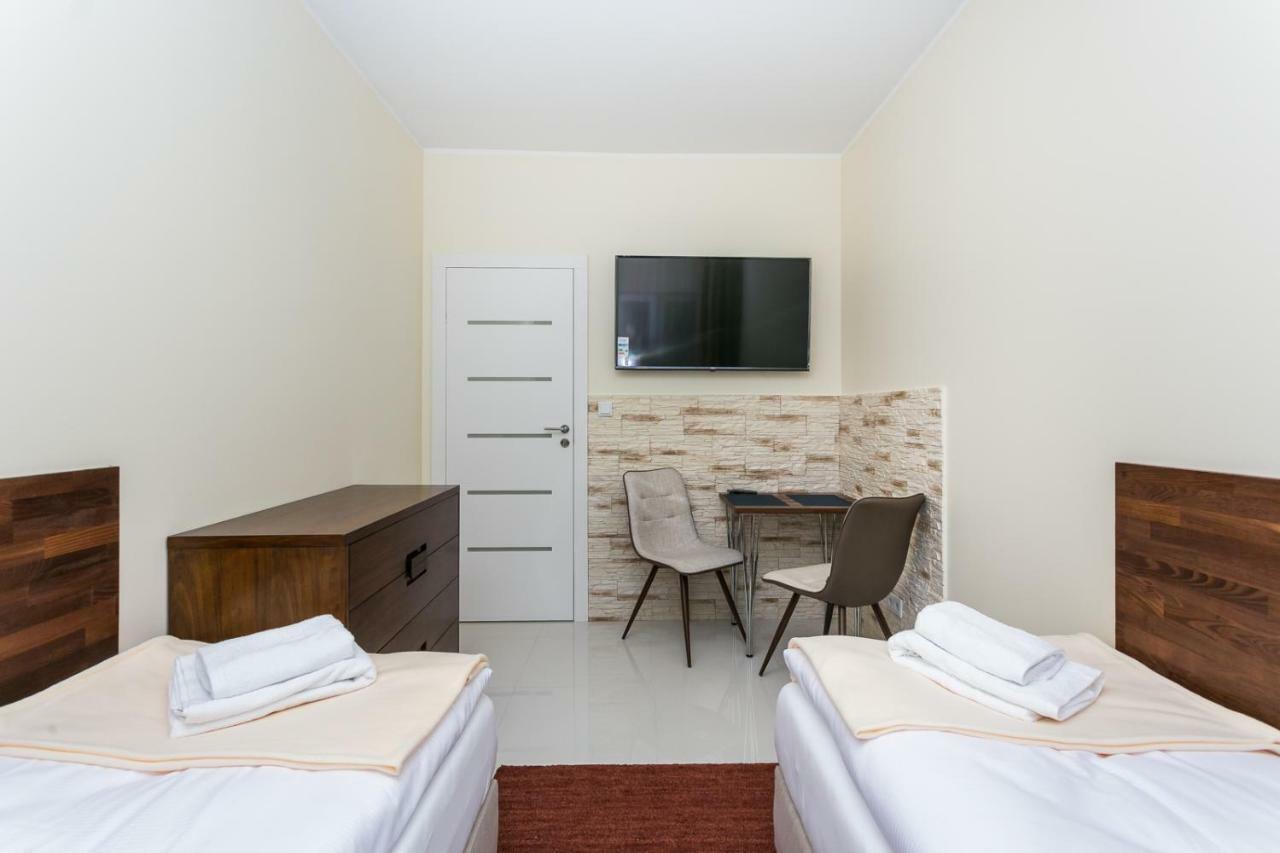 Apartamenty Dom Saski 10 Minut Od Centrum Warszawy Warsaw Exterior photo